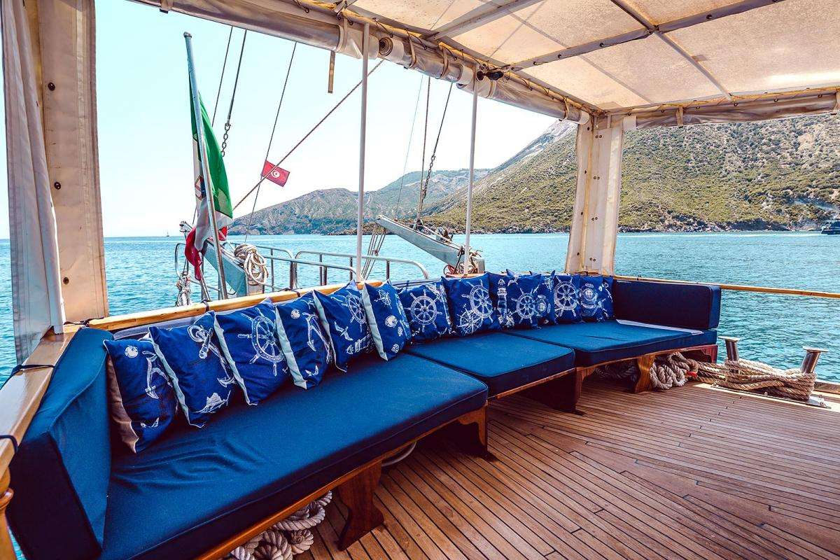Altinlar - Yacht Charter Genova & Boat hire in Fr. Riviera & Tyrrhenian Sea 5