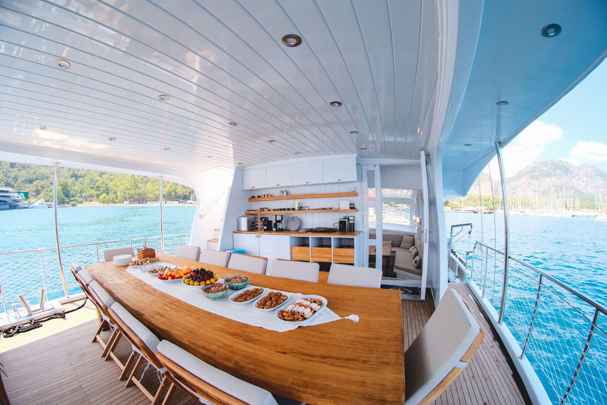 ESCAPE - Yacht Charter Cesme & Boat hire in Turkey 3