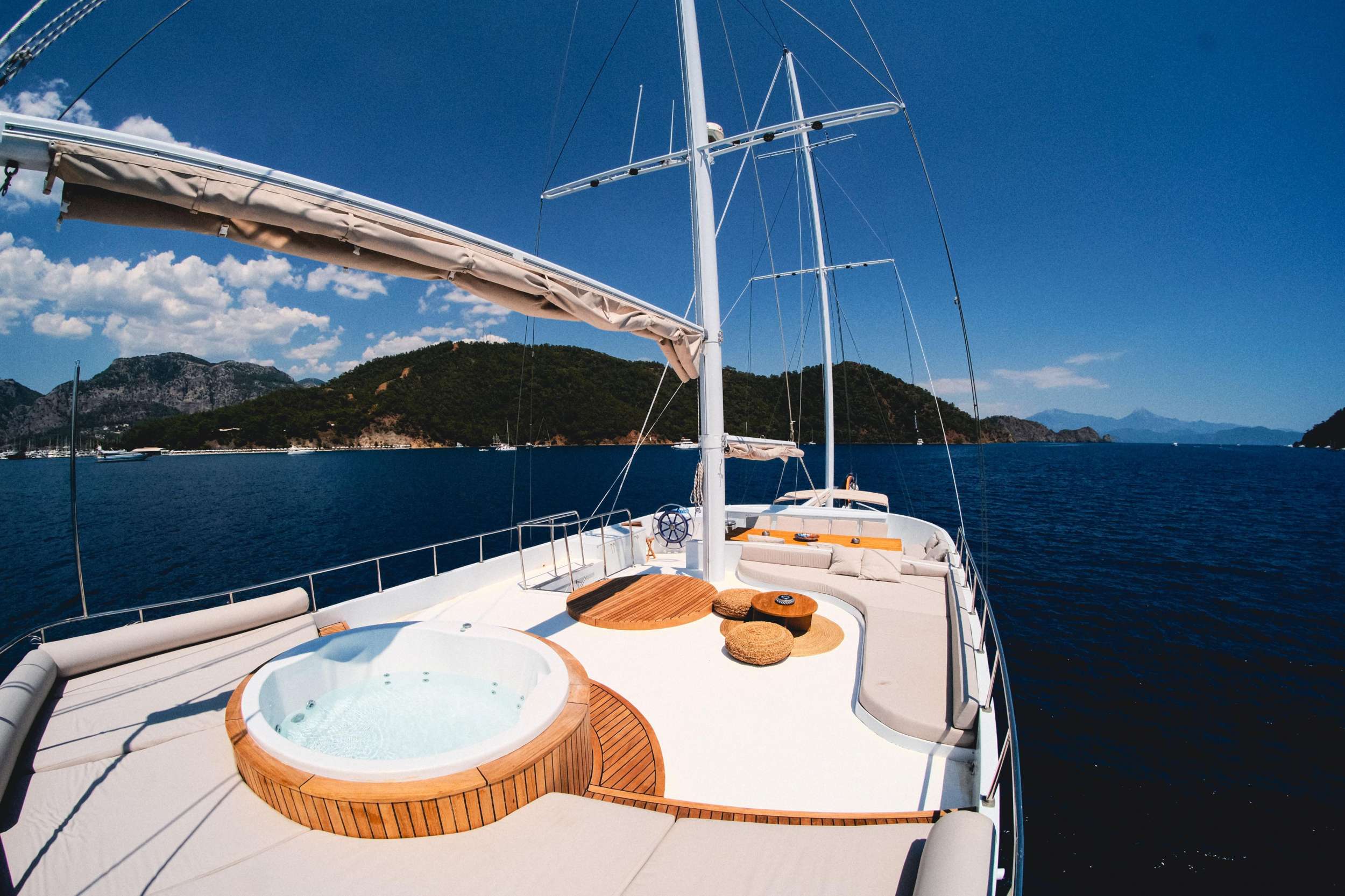 ESCAPE - Yacht Charter Karacasögüt & Boat hire in Turkey 4