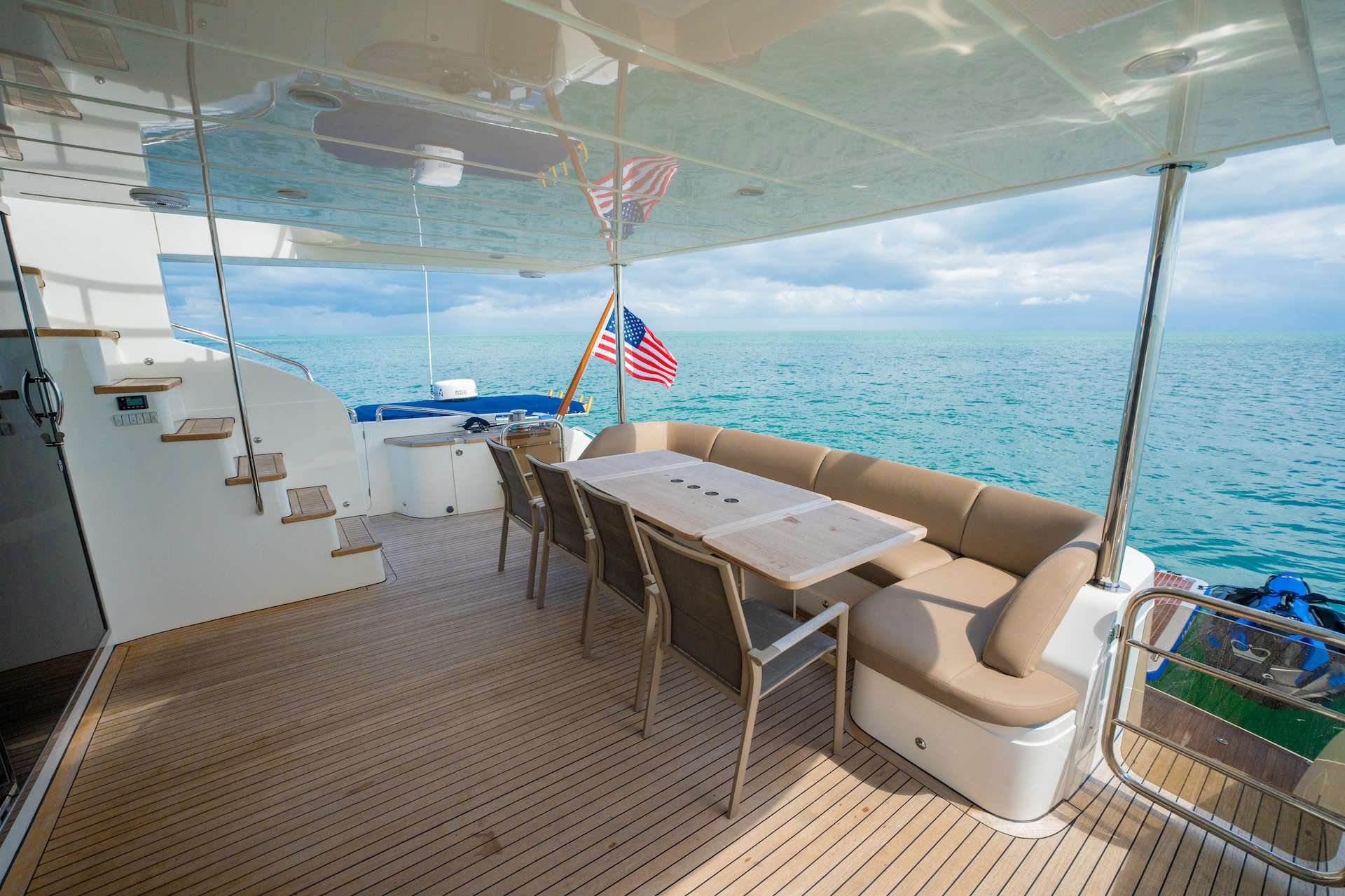 Princess 85 - Luxury yacht charter Bahamas & Boat hire in Bahamas New Providence Nassau Palm Cay One Marina 6