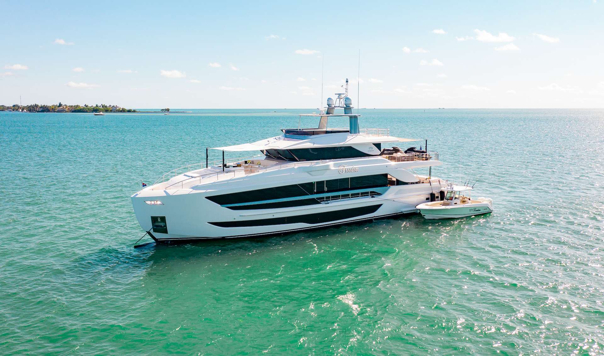 Horizon 110 - Yacht Charter Nassau & Boat hire in Bahamas New Providence Nassau Palm Cay One Marina 3
