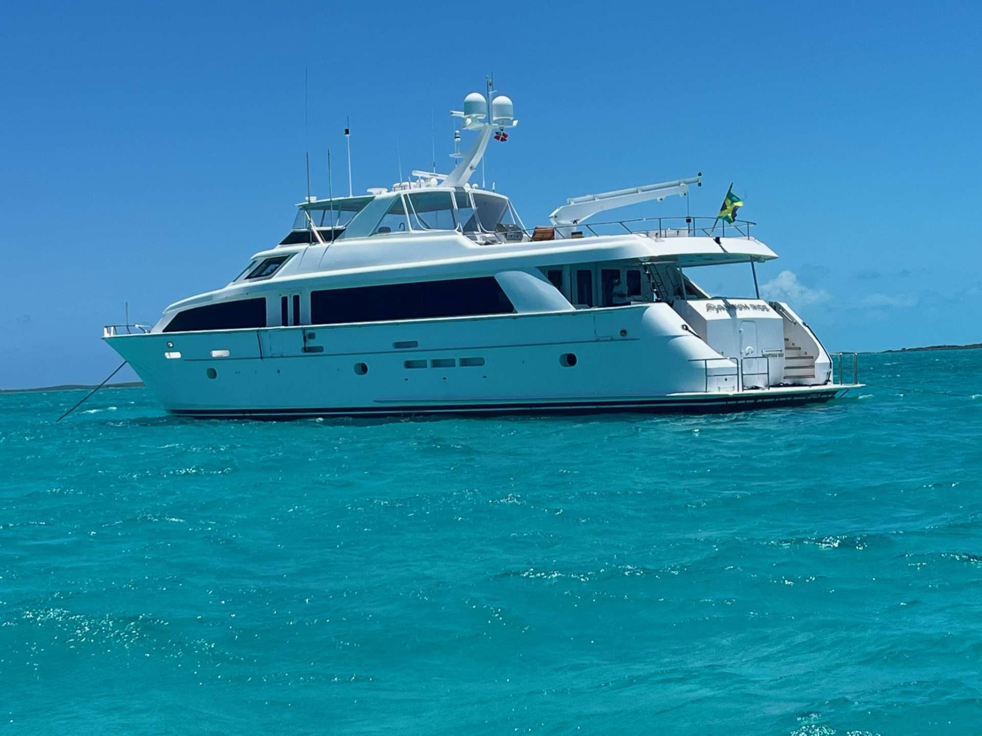 Hattaras 100 - Luxury yacht charter Bahamas & Boat hire in Bahamas New Providence Nassau Palm Cay One Marina 3