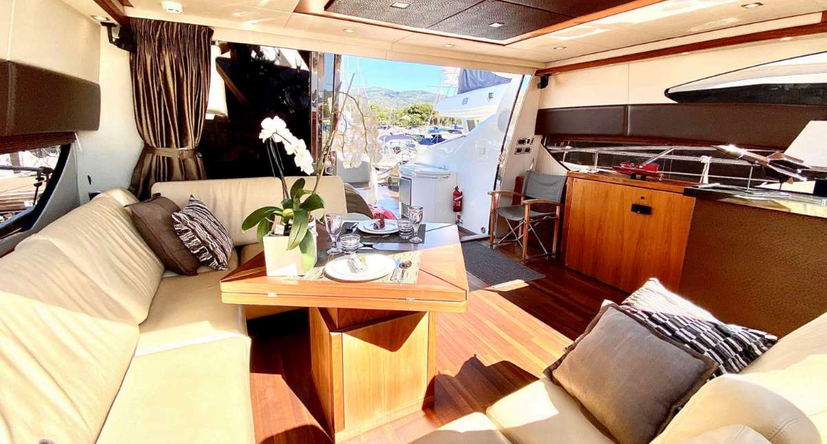 Splash - Yacht Charter Cannes & Boat hire in France French Riviera Cannes Mandelieu la Napoule 3
