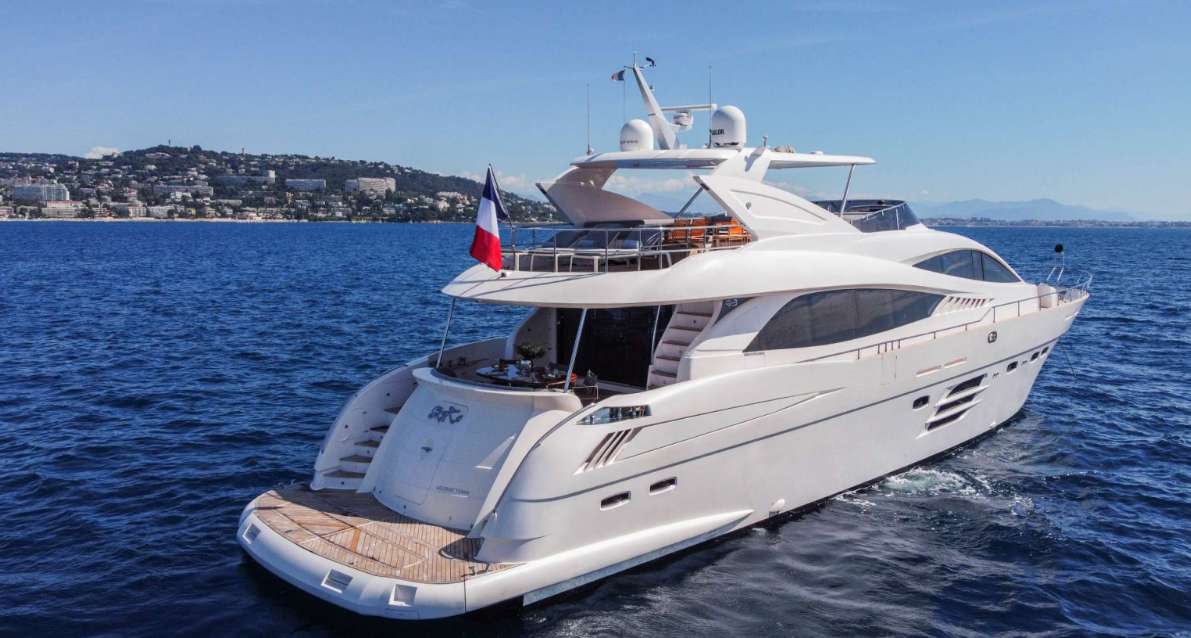 Skyra - Yacht Charter Cannes & Boat hire in France French Riviera Cannes Vieux Port de Cannes 2