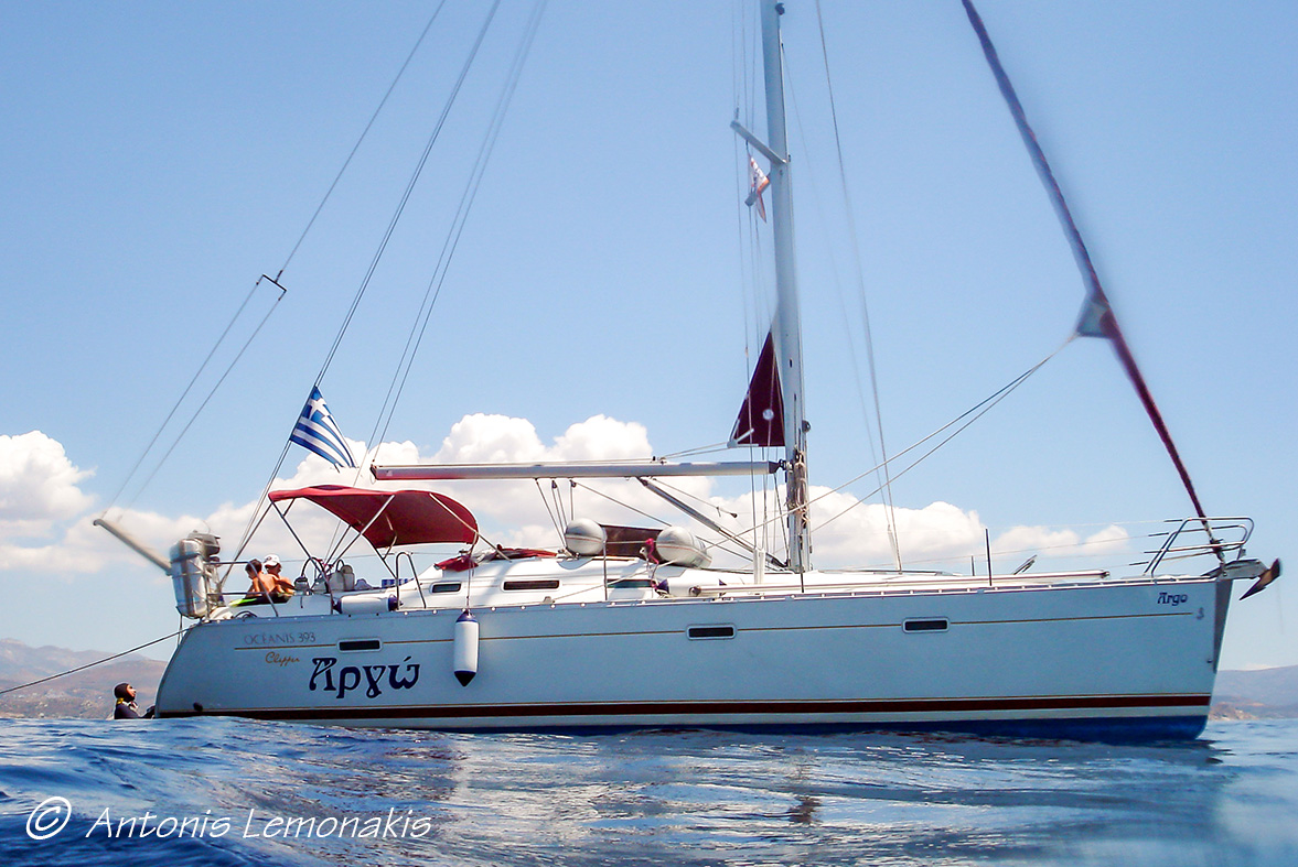 Oceanis 393 - Yacht Charter Syros & Boat hire in Greece Syros Syros 3