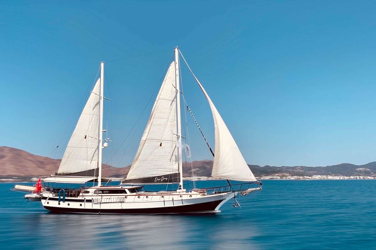 Derya Deniz - Yacht Charter Istanbul & Boat hire in Turkey 4