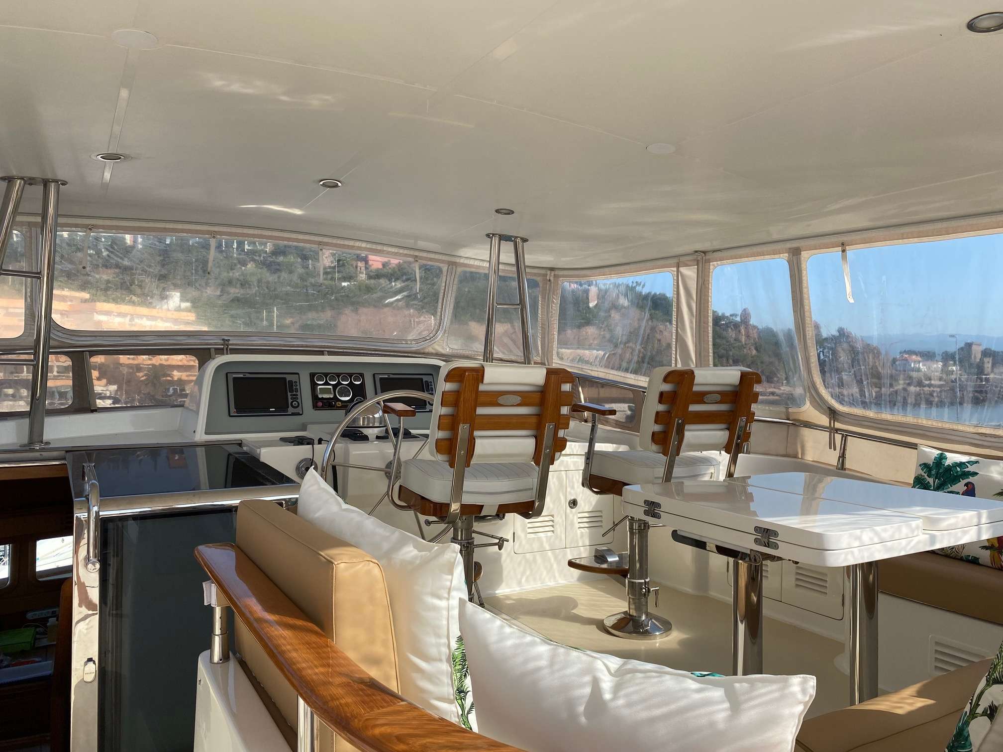 NOMADES - Yacht Charter Golfo Aranci & Boat hire in Fr. Riviera, Corsica & Sardinia 5