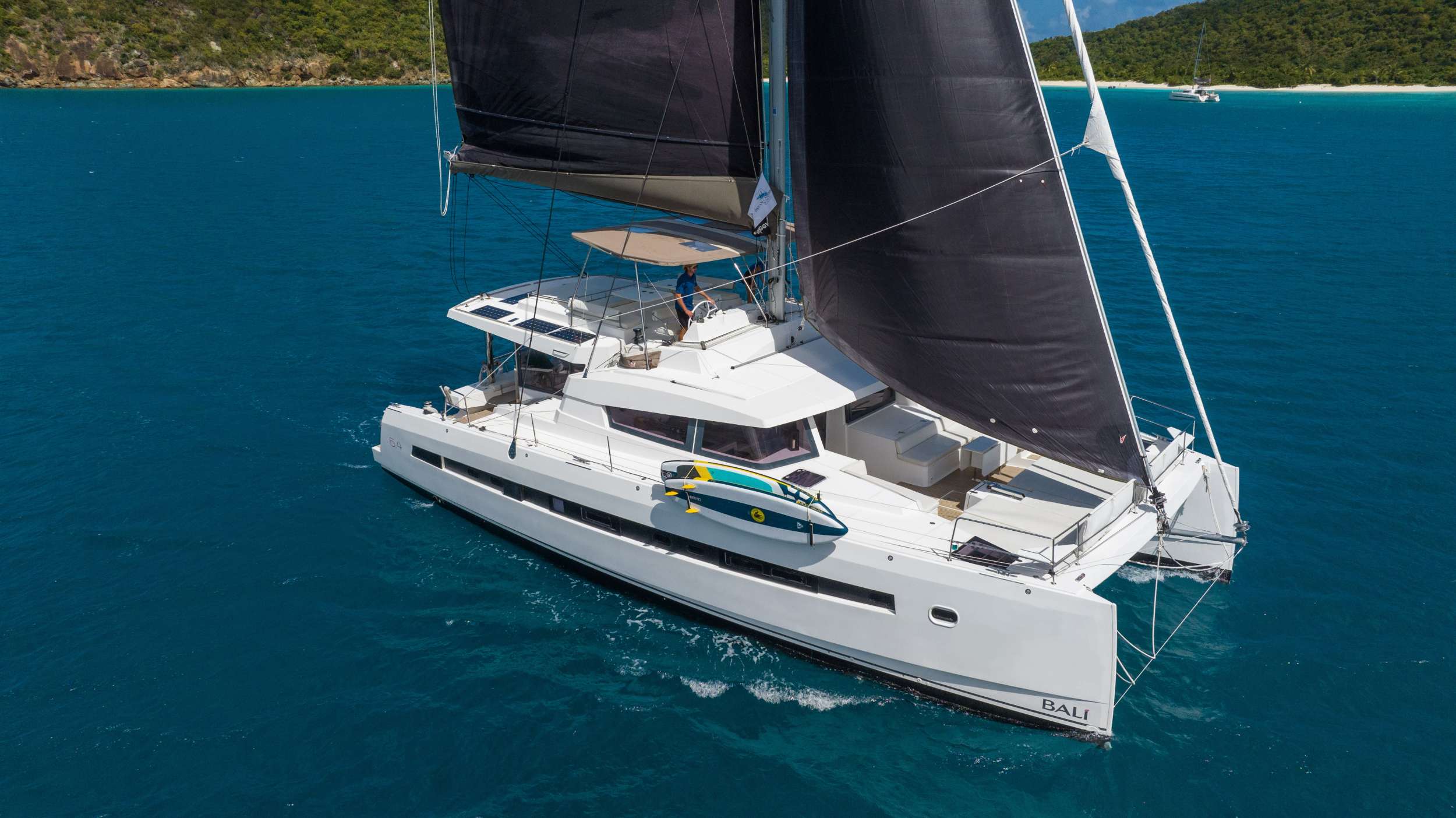 SUN DAZE 5.4 - Yacht Charter Sea Cow Bay & Boat hire in Caribbean 1