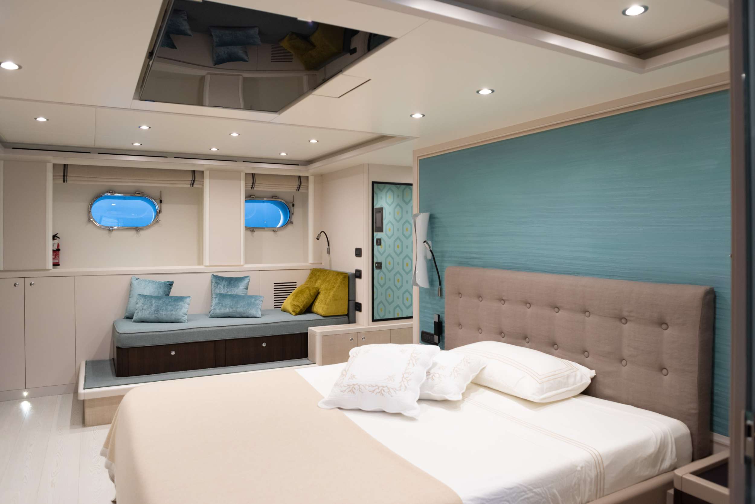 GraNil - Yacht Charter Piombino & Boat hire in Fr. Riviera & Tyrrhenian Sea 6