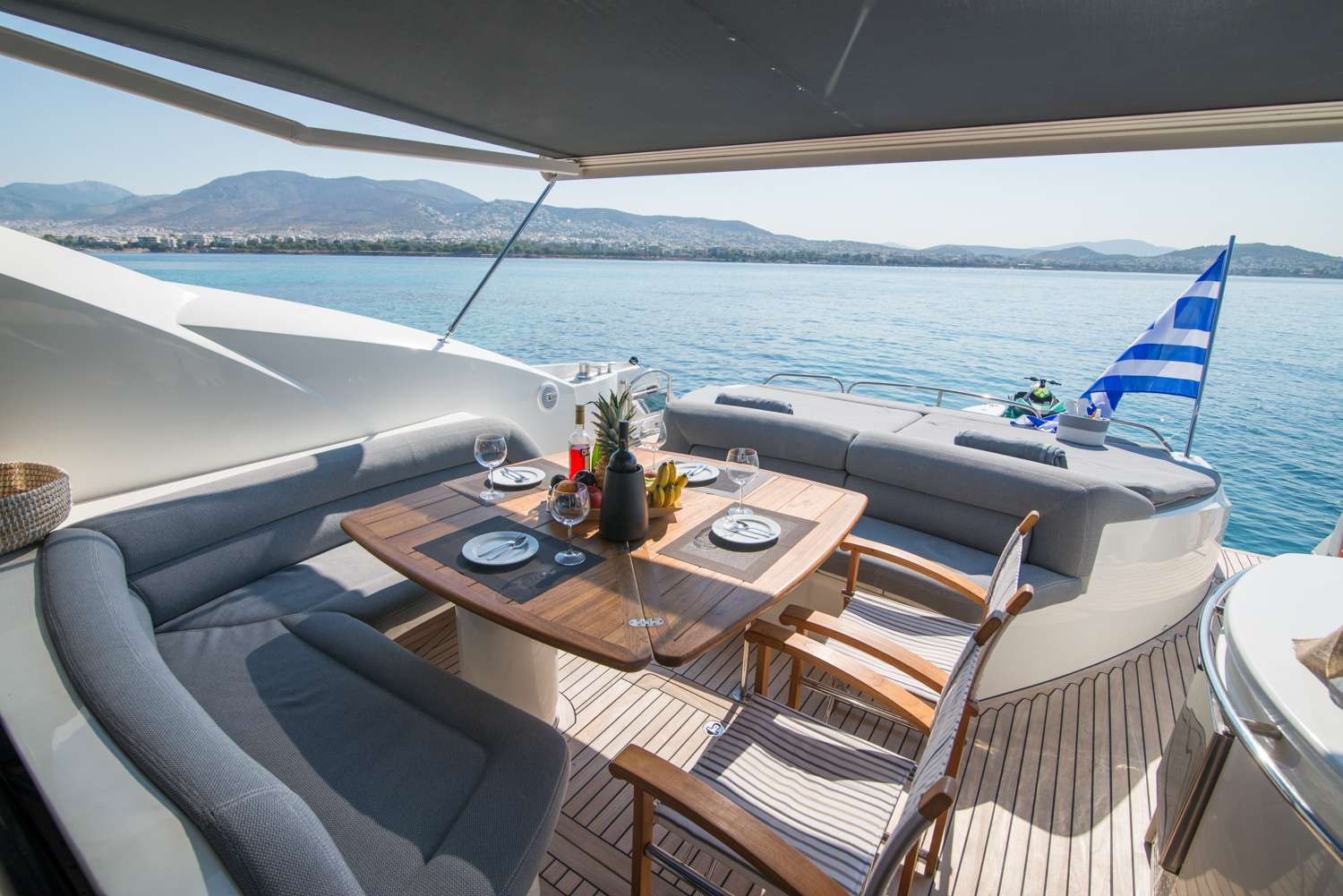 Elentari - Yacht Charter Palaio Faliro & Boat hire in Greece 4