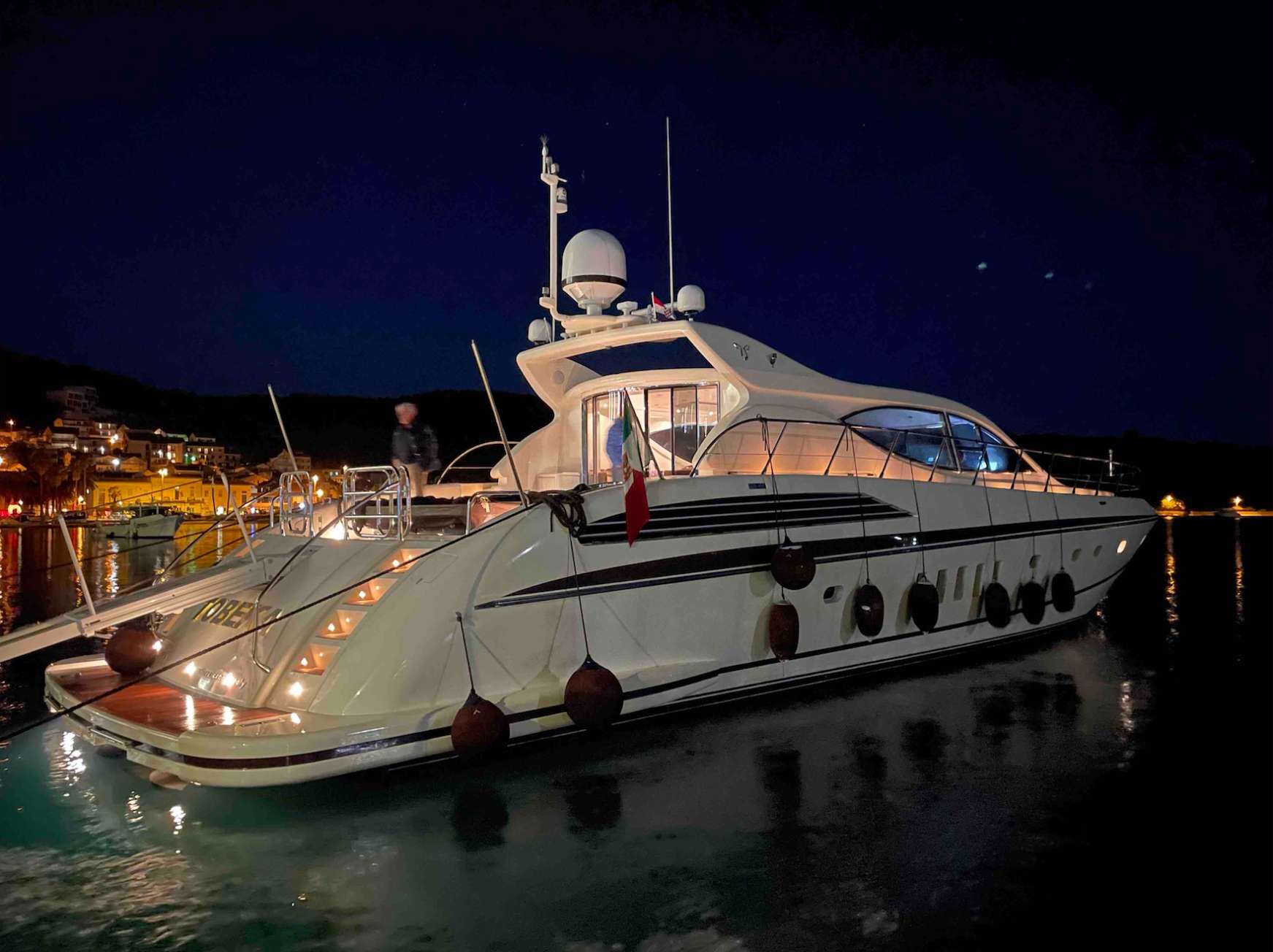 TOBEKA - Yacht Charter Jezera & Boat hire in Croatia 1