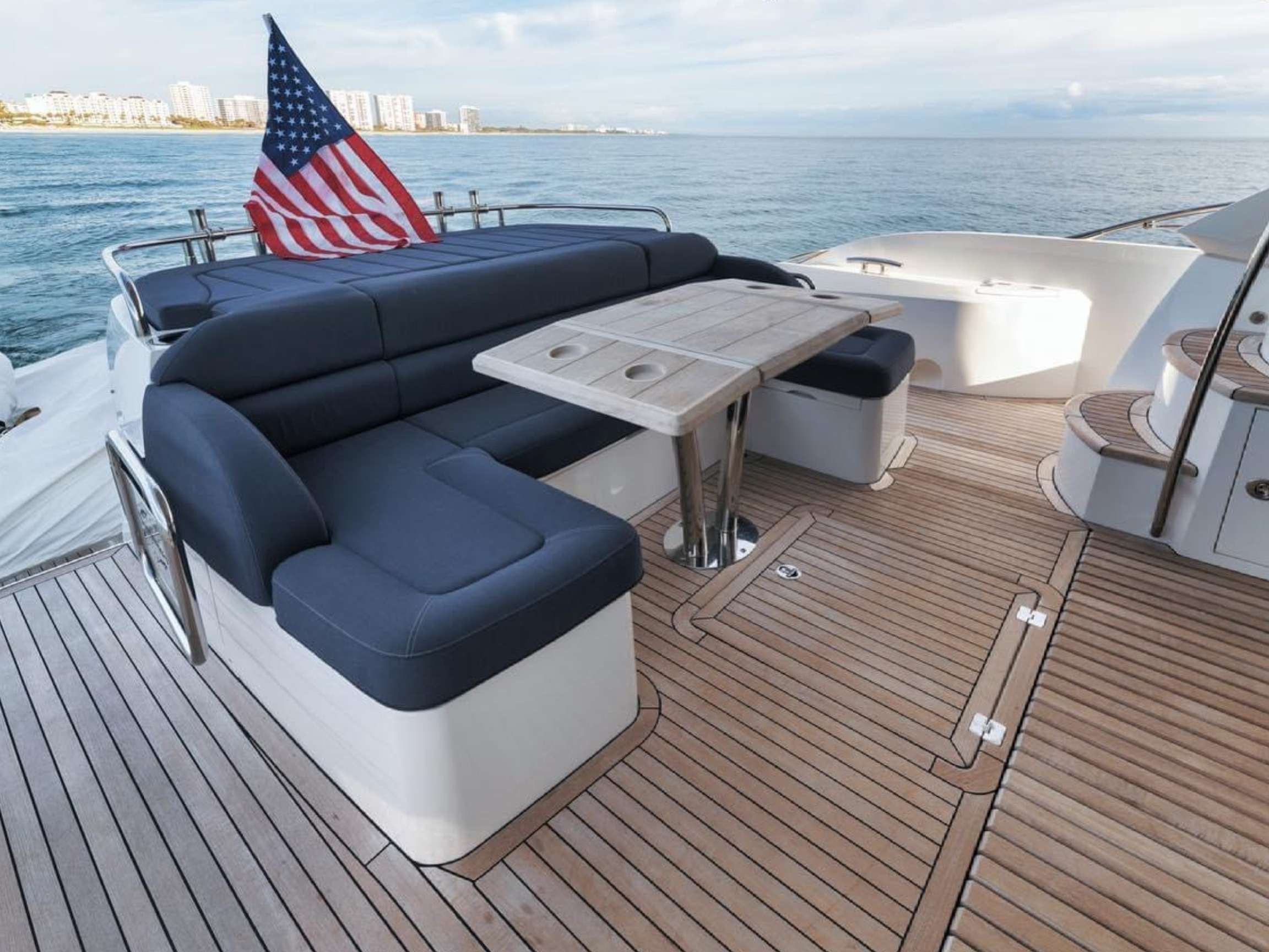 INVICTUS - Yacht Charter New England & Boat hire in US East Coast & Bahamas 3