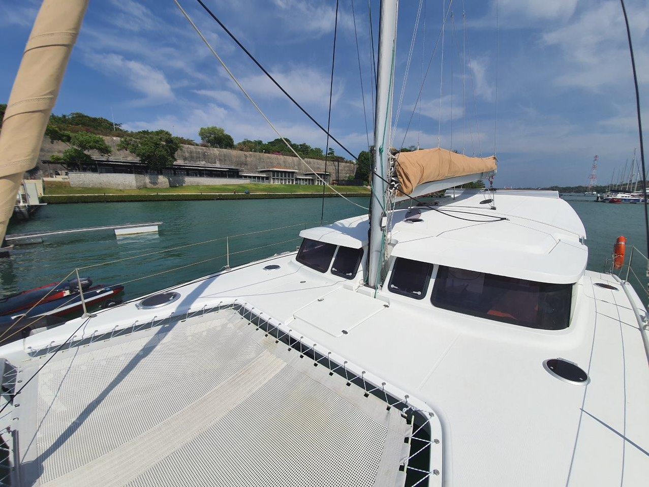 Mahe 36 - 3 cab. - Yacht Charter Queensland & Boat hire in Australia Queensland Whitsundays Coral Sea Marina 3