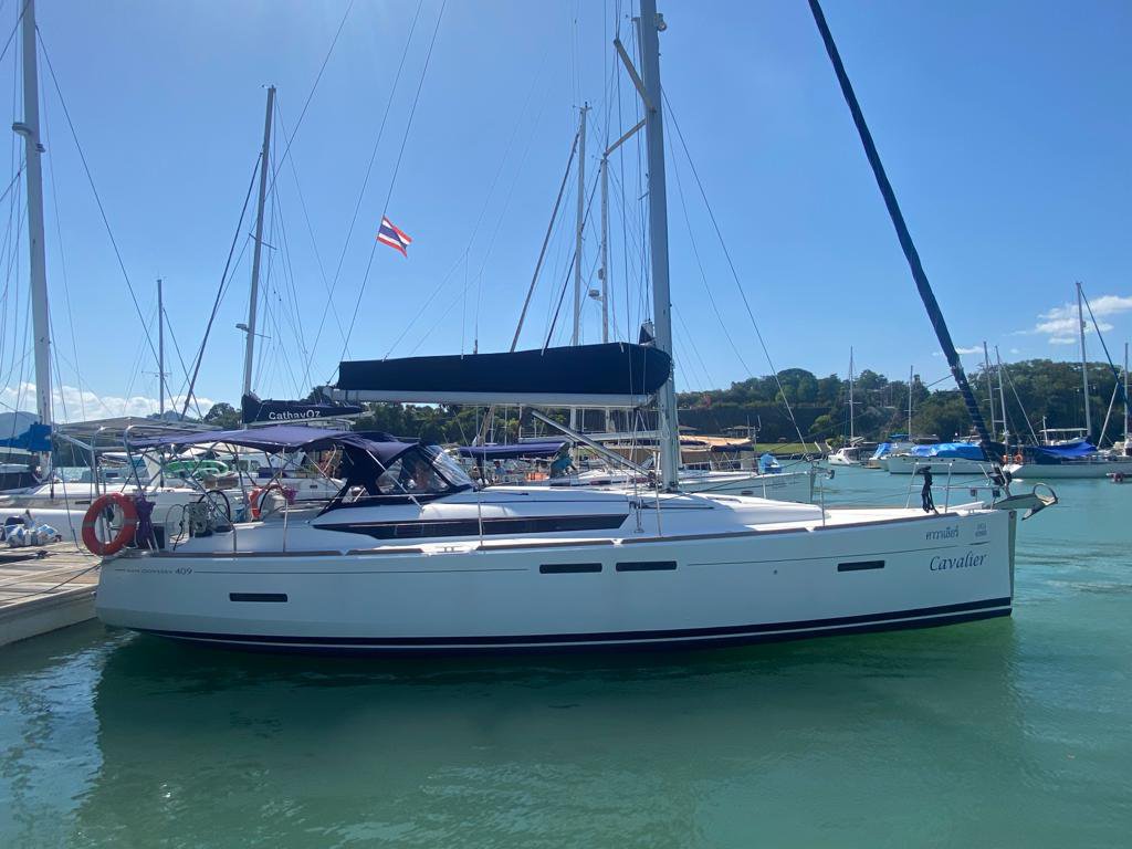 Sun Odyssey 409 - Yacht Charter Queensland & Boat hire in Australia Queensland Whitsundays Coral Sea Marina 1