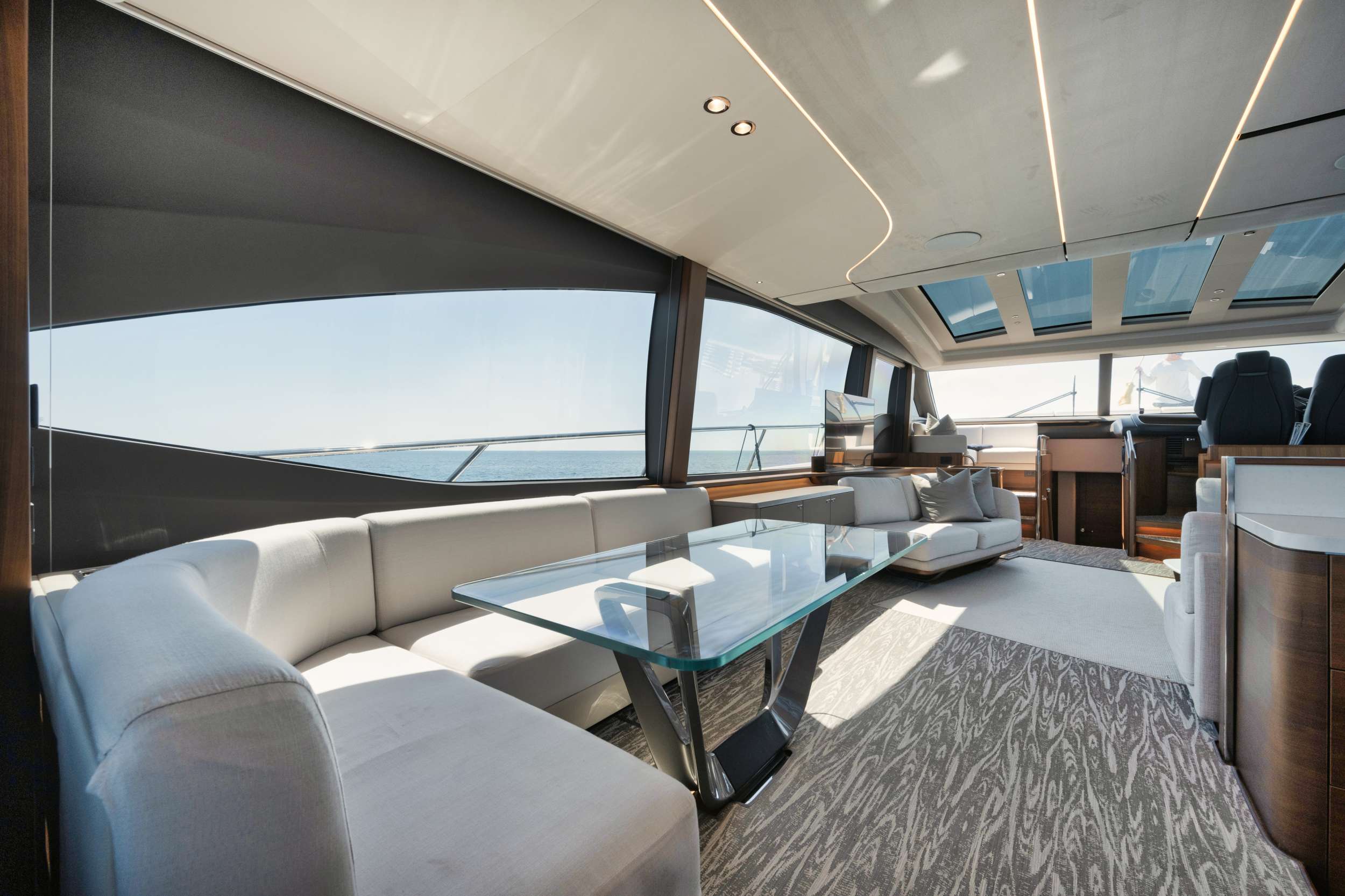 HOOKED HER  - Luxury yacht charter Bahamas & Boat hire in Florida & Bahamas 3