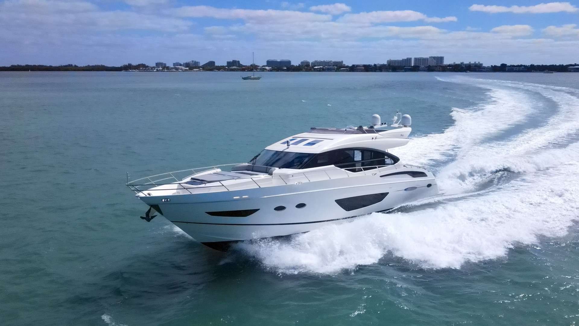 Snowbird - Yacht Charter Fort Lauderdale & Boat hire in Florida 1