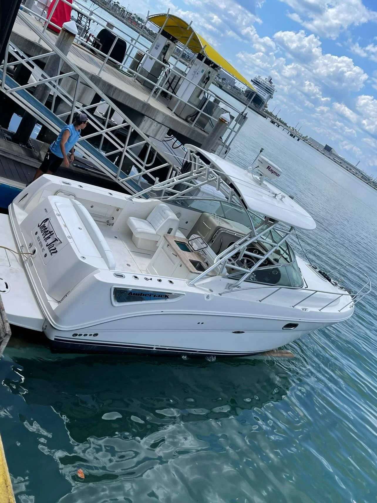 34ft - Motor Boat Charter USA & Boat hire in United States Florida Miami Beach Miami Beach Marina 3