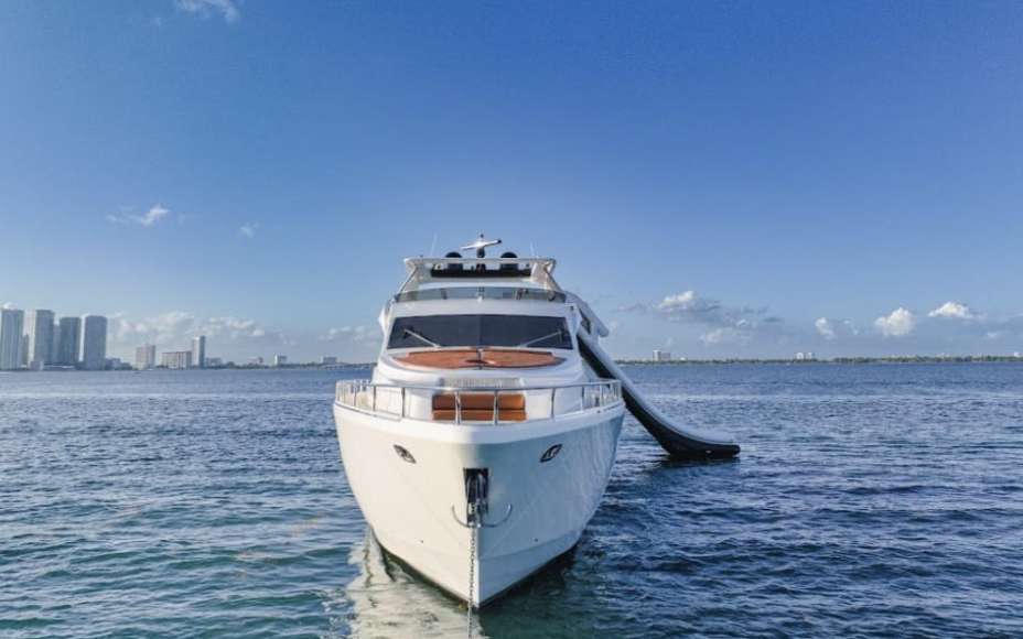 Aicon 85 - Motor Boat Charter USA & Boat hire in United States Florida Miami Beach Miami Beach Marina 2
