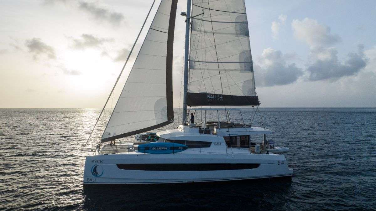 KATLO - Yacht Charter Netherlands Antilles & Boat hire in Caribbean 3