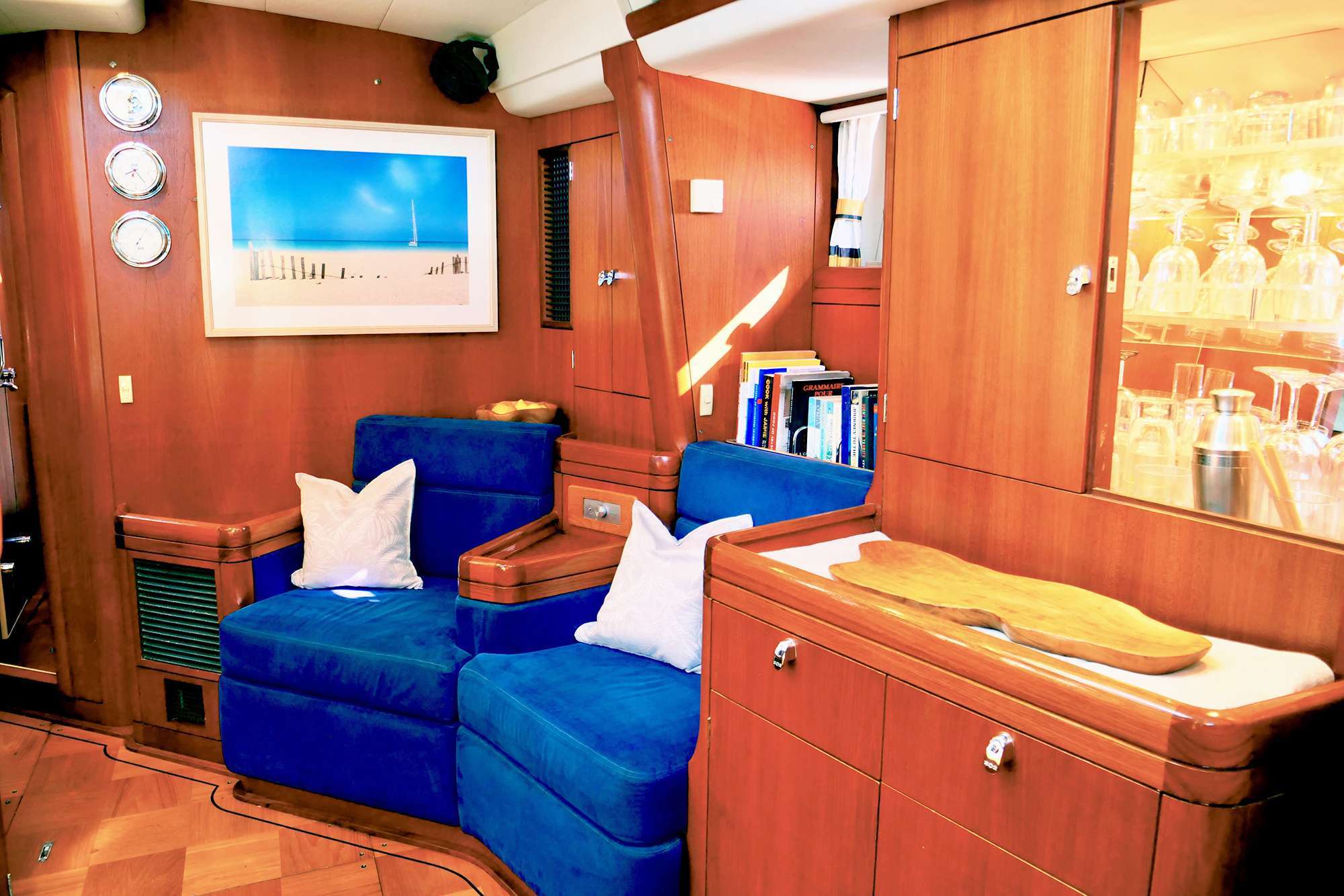 ELVIS MAGIC - Luxury yacht charter Bahamas & Boat hire in W. Med -Riviera/Cors/Sard., Bahamas, Caribbean Leewards, Caribbean Windwards 2