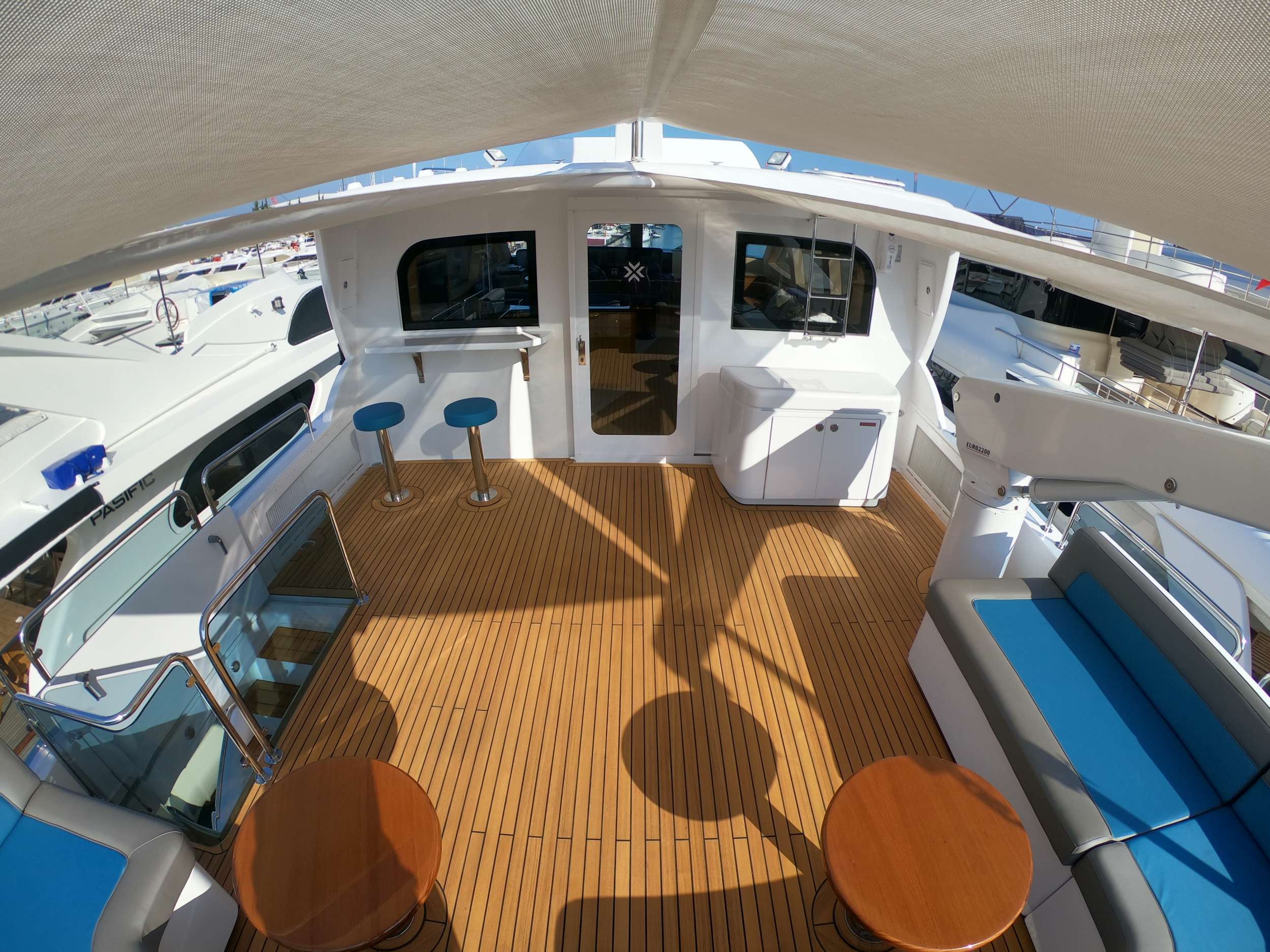 TOP SHELF - Luxury yacht charter St Martin & Boat hire in Caribbean 6