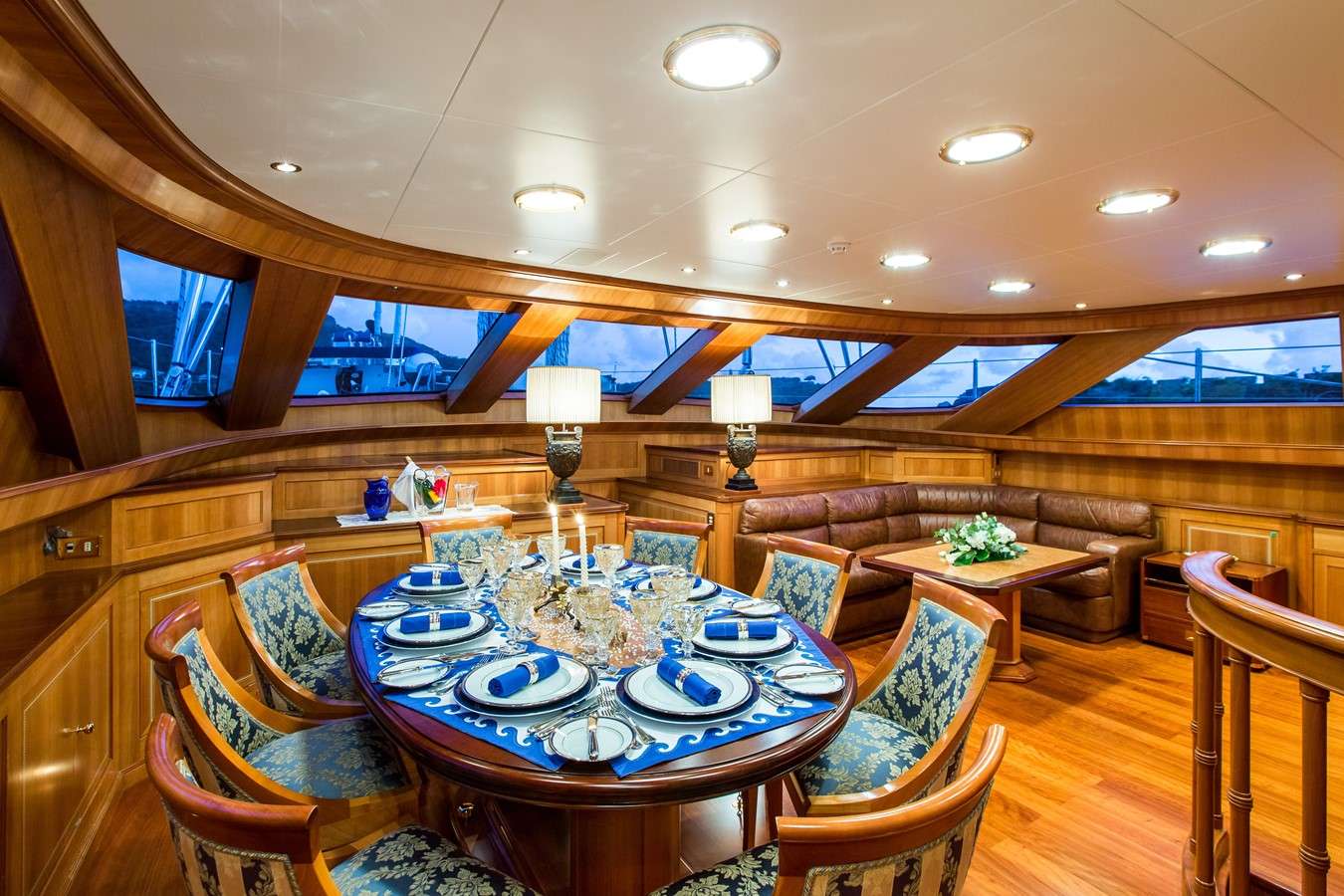 ELLEN - Luxury Yacht Charter US Virgin Islands & Boat hire in W. Med -Naples/Sicily, W. Med -Riviera/Cors/Sard., Caribbean Leewards, Caribbean Windwards, Turkey, W. Med - Spain/Balearics, Caribbean Leewards, Caribbean Windwards 3