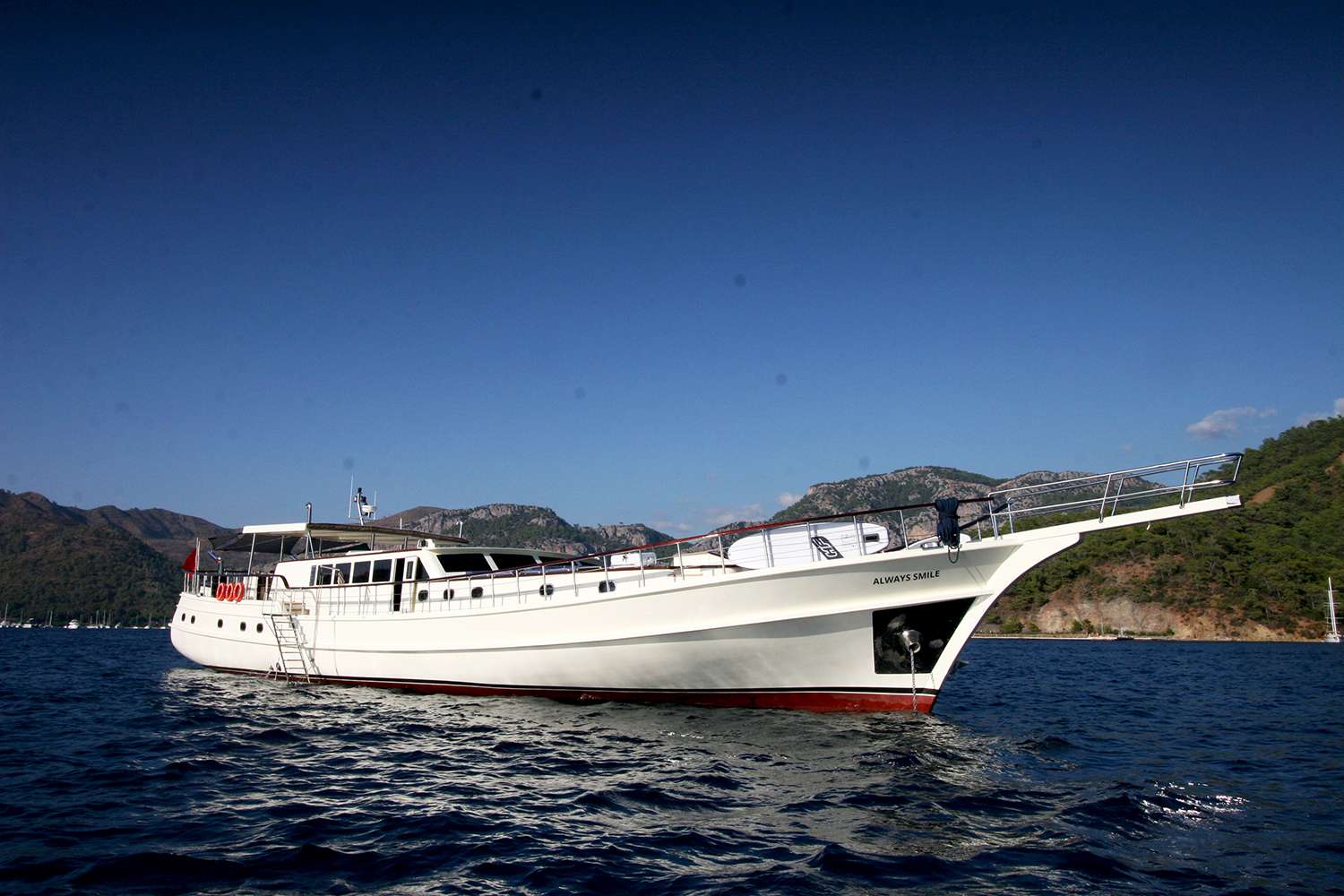 ALWAYS SMILE - Motor Boat Charter Turkey & Boat hire in Turkey 1