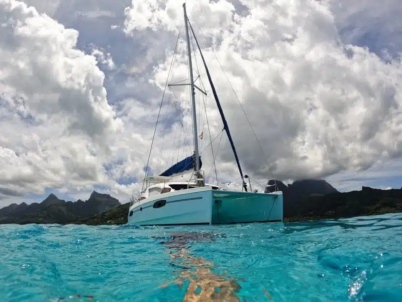 Leopard 39 - Yacht Charter Tahiti & Boat hire in French Polynesia Society Islands Tahiti Papeete Papeete 1
