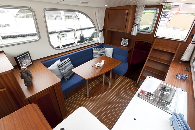 Linssen Classic Sturdy 32 AC - Yacht Charter Vermenton & Boat hire in France Inland France Vermenton Vermenton 3