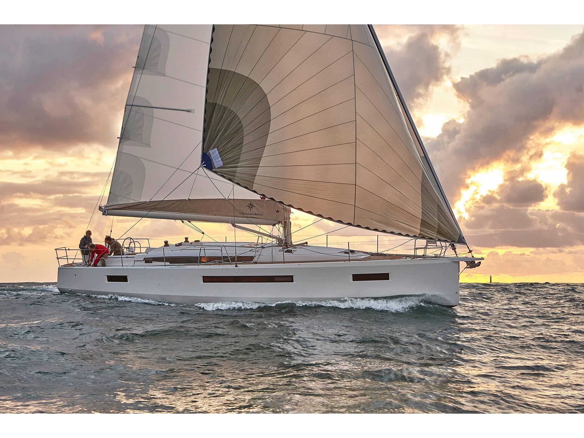 Oceanis 51.1 - Sailboat Charter The Canaries & Boat hire in Spain Canary Islands Gran Canaria Las Palmas Las Palmas de Gran Canaria 1
