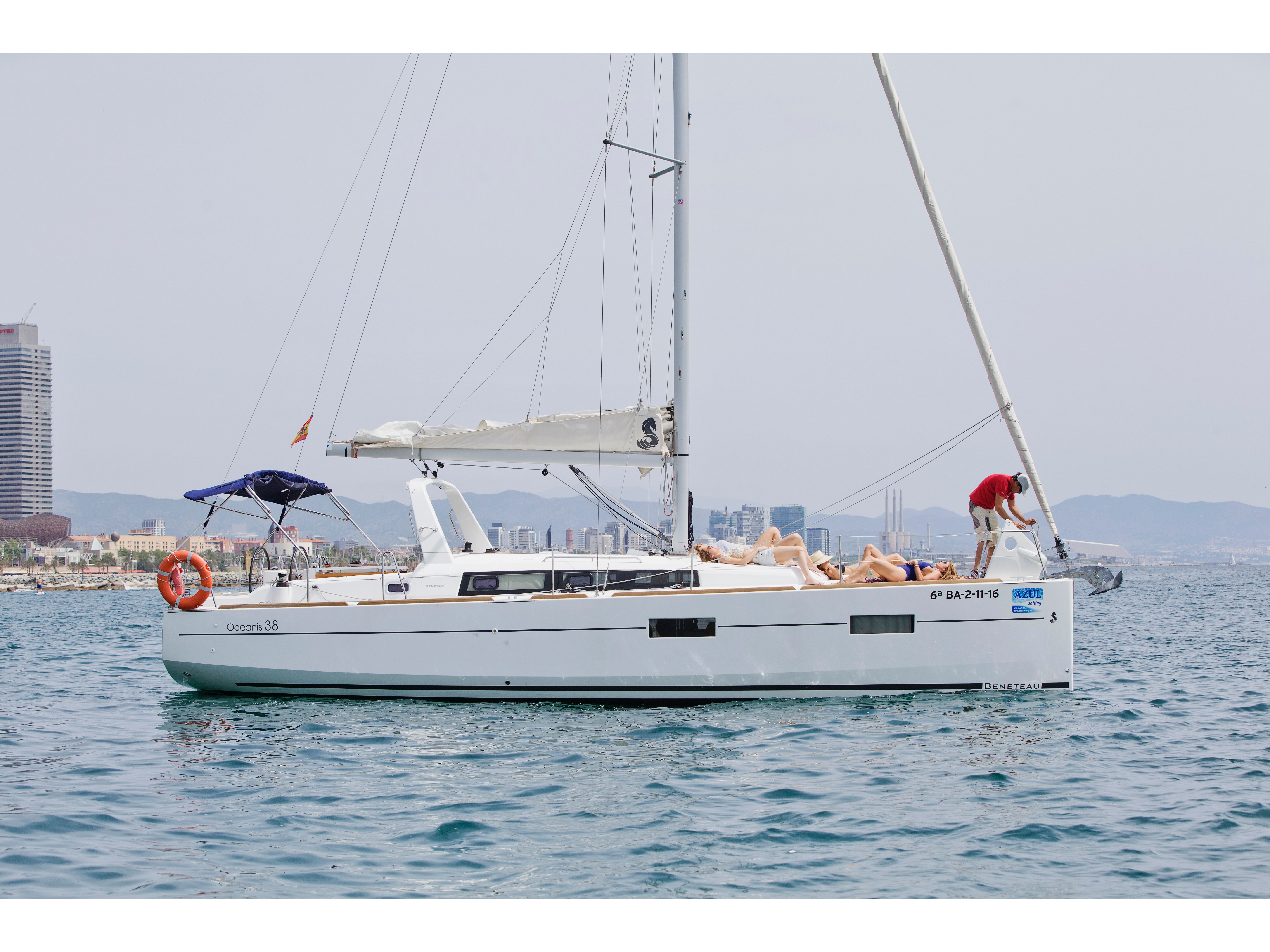 Oceanis 38 - Yacht Charter Spain & Boat hire in Spain Catalonia Costa Brava Barcelona Barcelona Port Olimpic 1