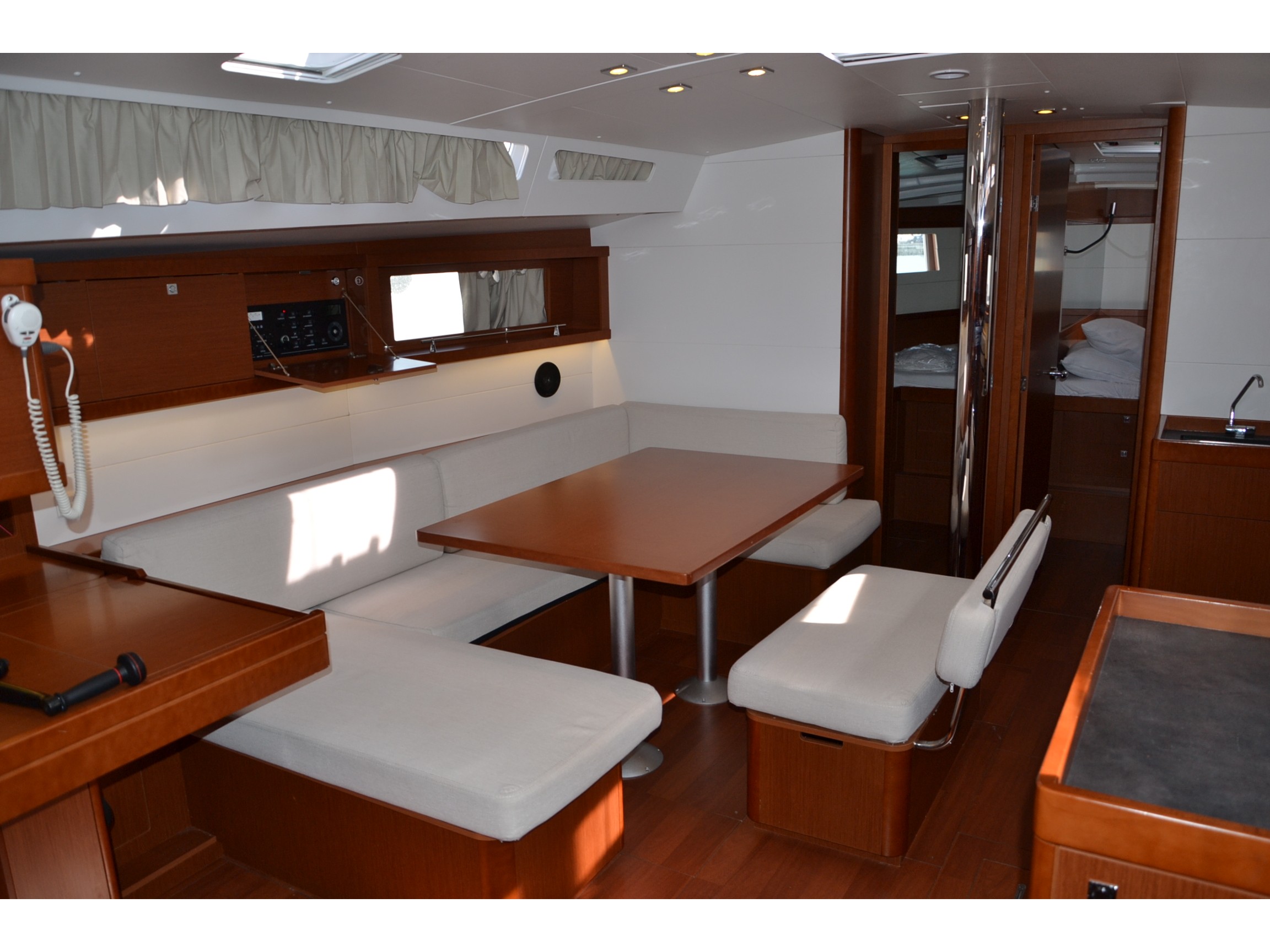 Oceanis 48 - Yacht Charter Scarlino & Boat hire in Italy Tuscany Follonica Marina di Scarlino 4