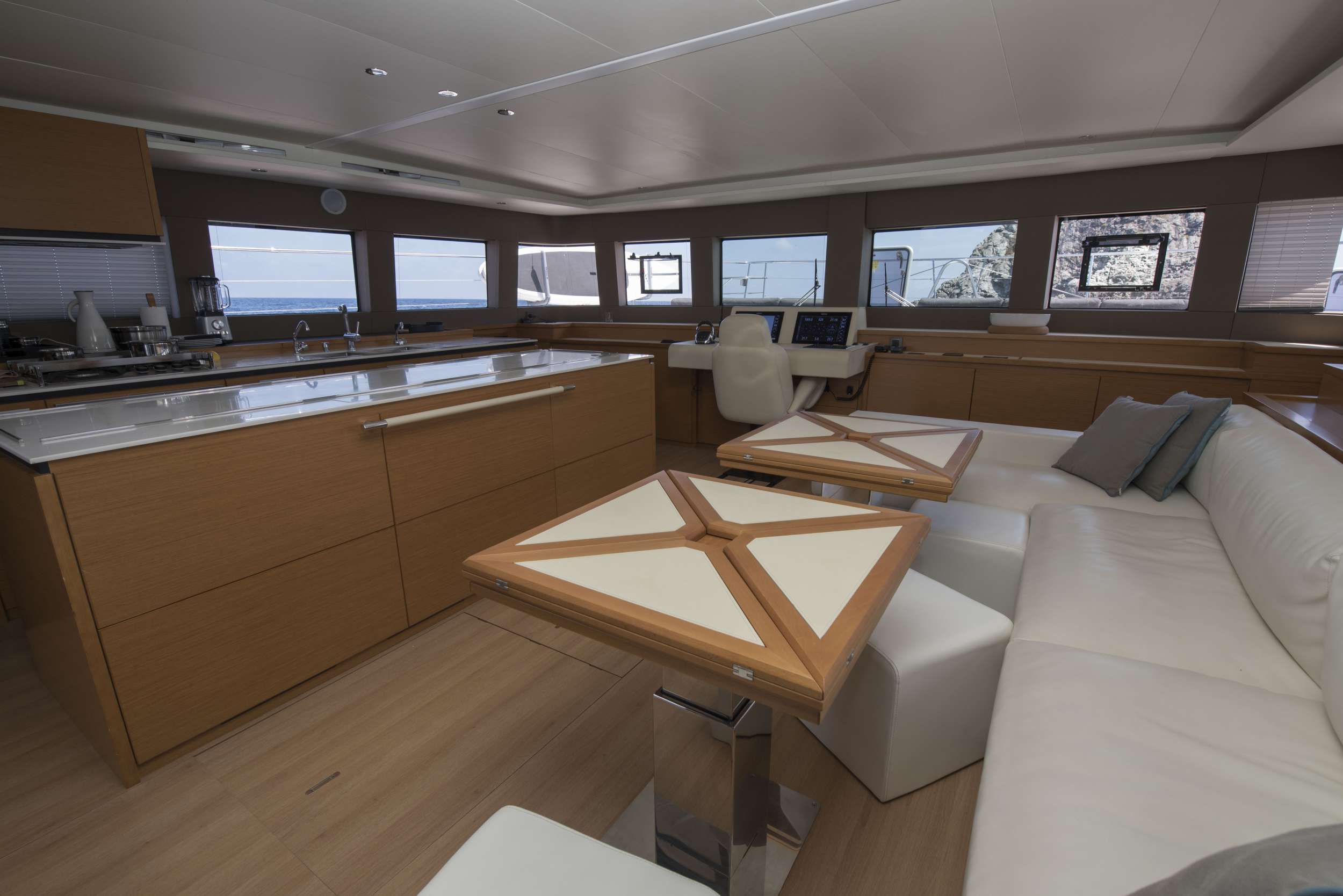 LA FREGATE - Catamaran Charter Corsica & Boat hire in Fr. Riviera, Corsica & Sardinia 2