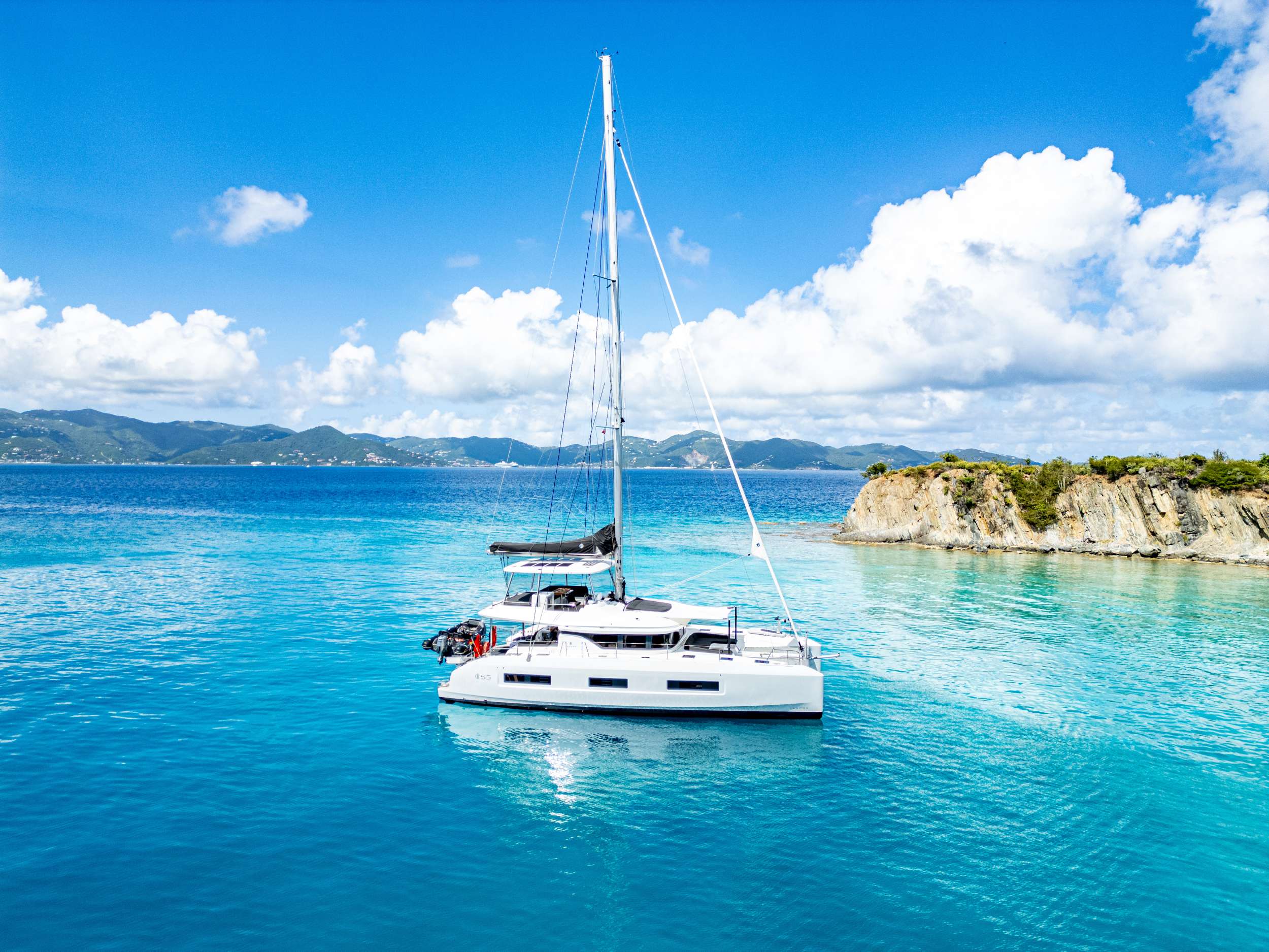 Valinor  - Catamaran Charter Belize & Boat hire in Greece, Caribbean 2