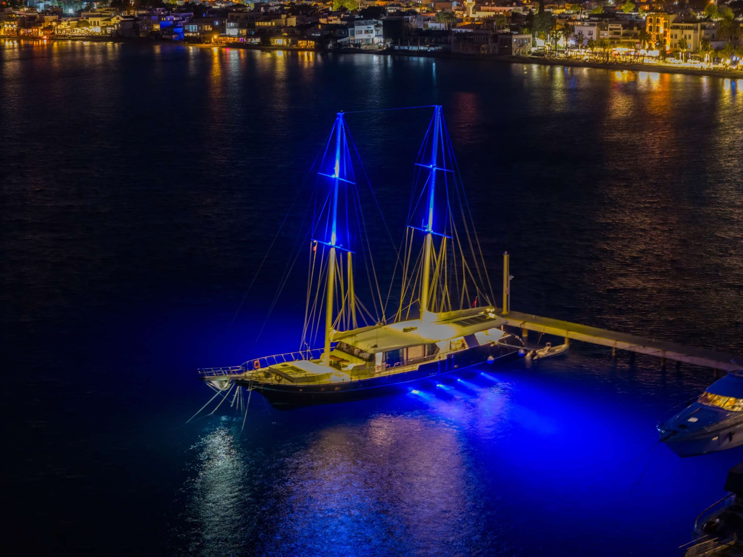 S4 - Yacht Charter Adaköy & Boat hire in Turkey 1