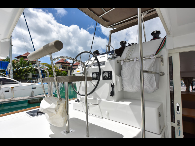 Lagoon 400 - Catamaran Charter Seychelles & Boat hire in Seychelles Mahe, Victoria Eden Island Marina 6