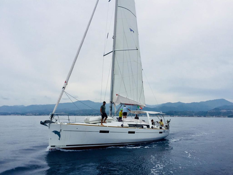 Oceanis 45 - Yacht Charter Marsala & Boat hire in Italy Sicily Aegadian Islands Marsala Marsala Marina 3