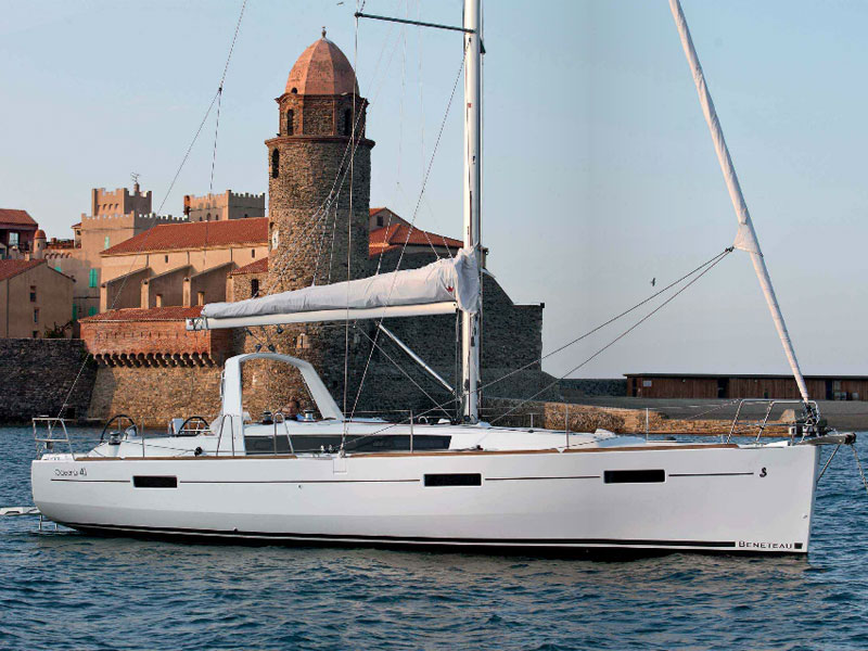 Oceanis 41.1 - Yacht Charter Genova & Boat hire in Italy Italian Riviera La Spezia Province Bocca di Magra Bocca di Magra 3