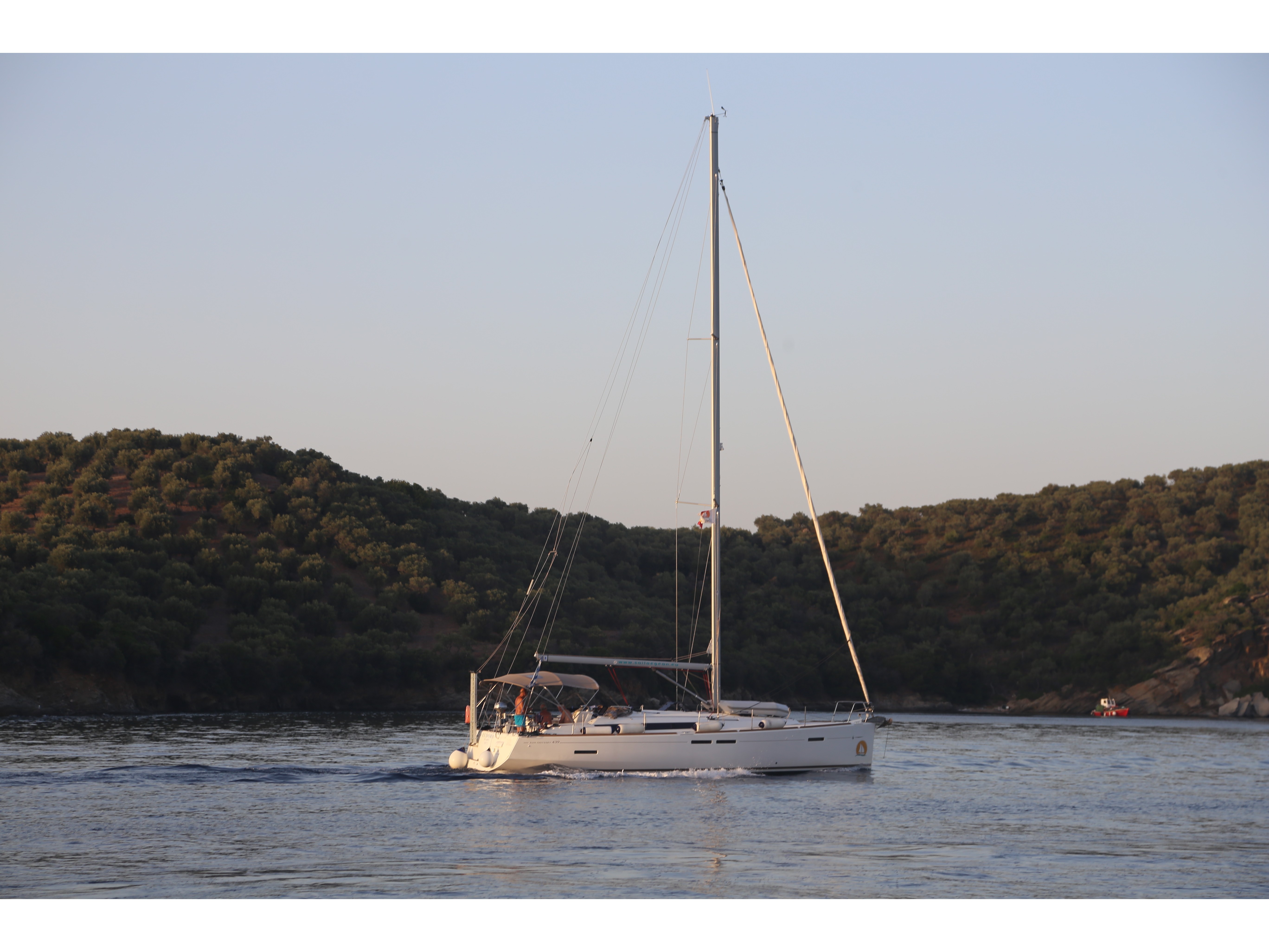 Sun Odyssey 439 - Yacht Charter Skopelos & Boat hire in Greece Sporades Skopelos Loutraki Harbour 1
