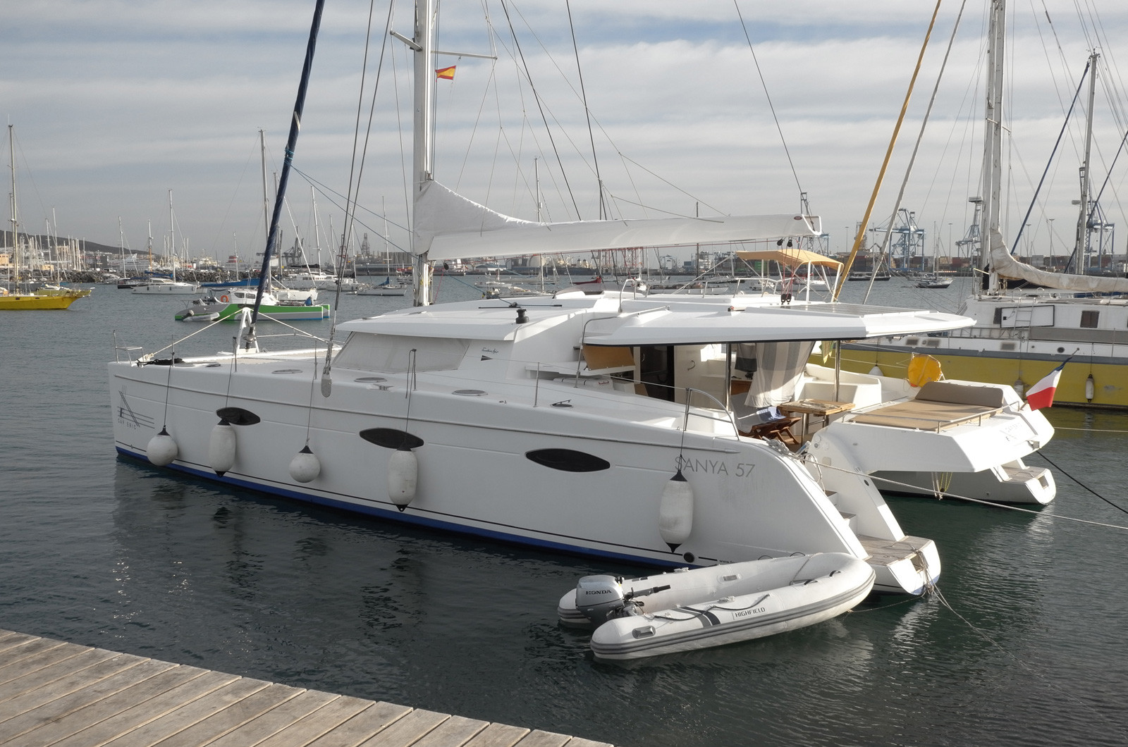 sanya 57 - skippered with watermaker & a/c - plus