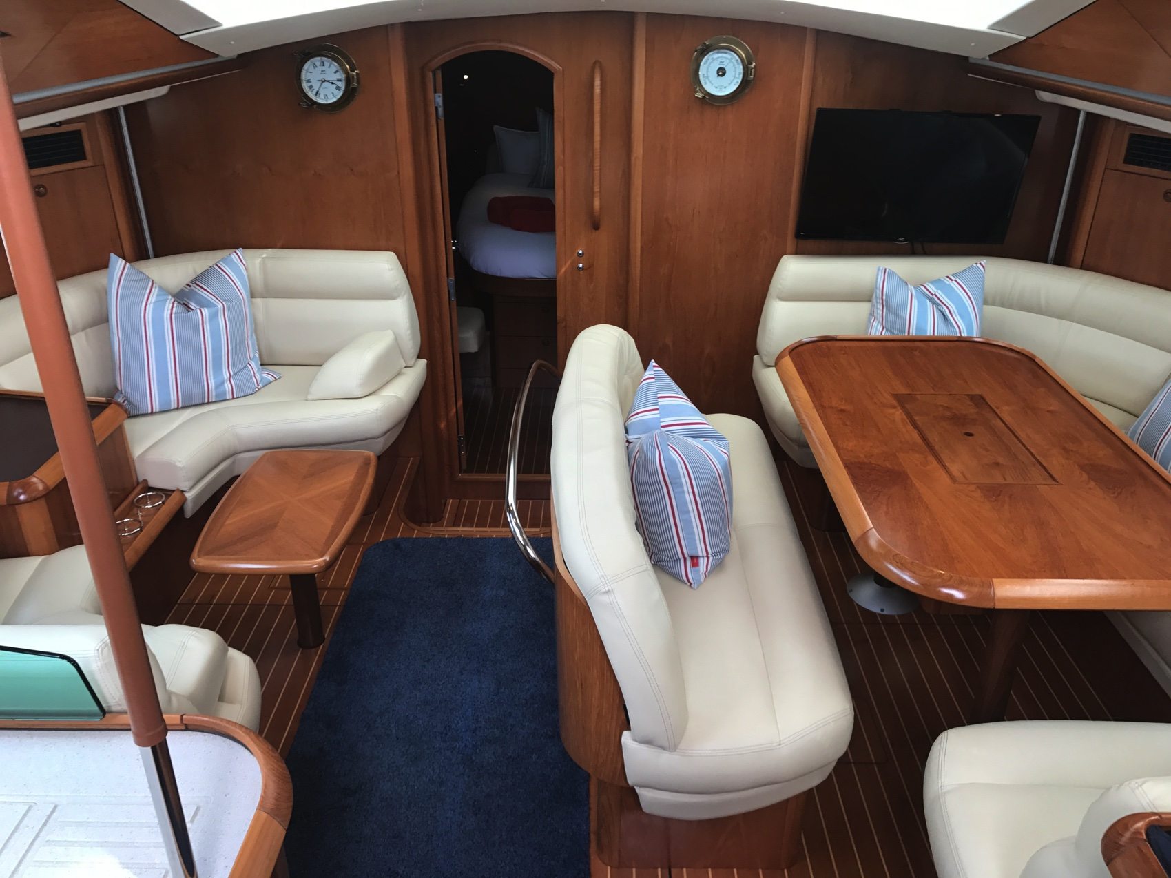 Jeanneau 54DS - Yacht Charter The Solent & Boat hire in United Kingdom England The Solent Lymington Lymington Yacht Haven Marina 5