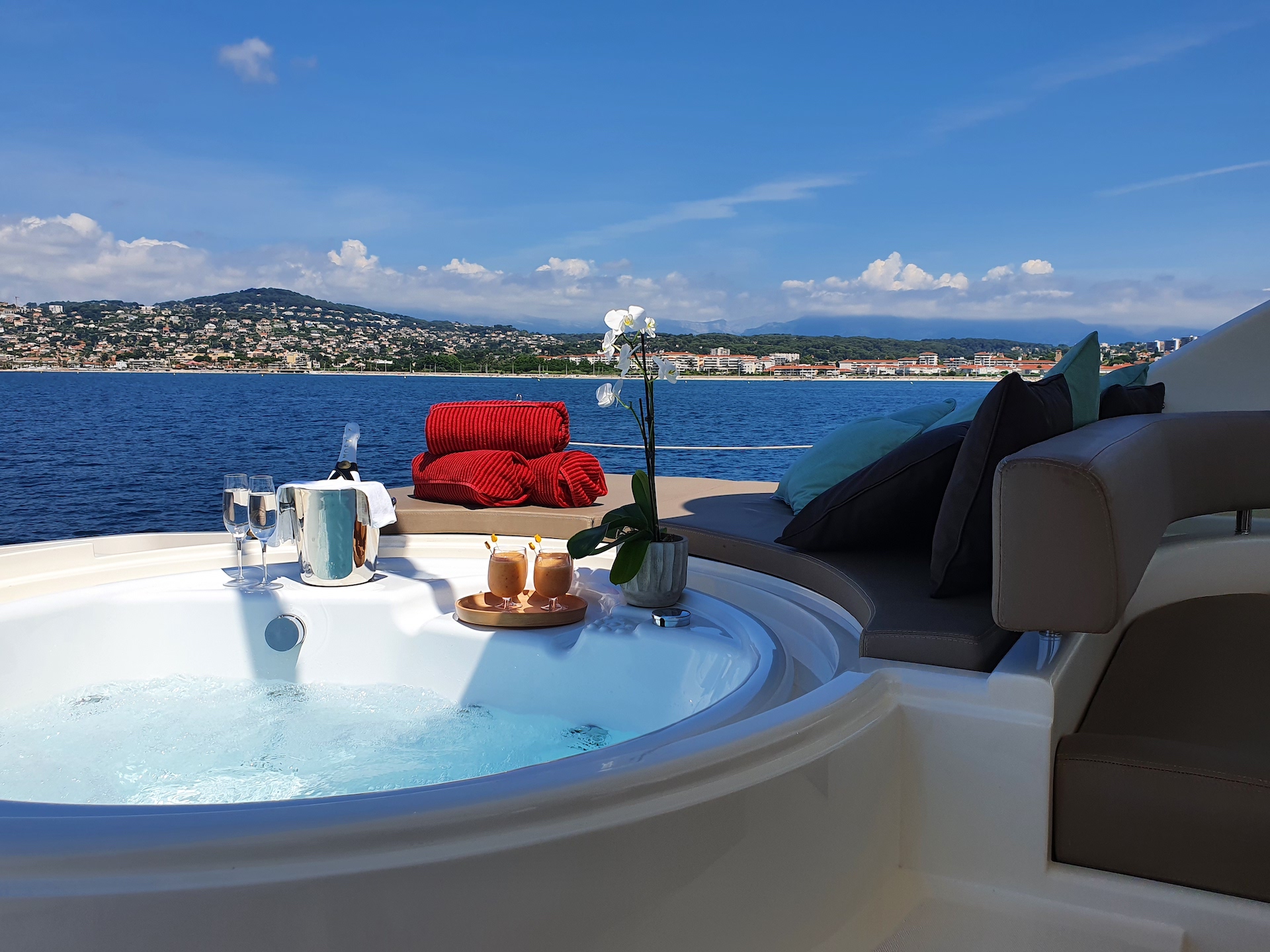 800 - Yacht Charter Antibes & Boat hire in France French Riviera Antibes 6