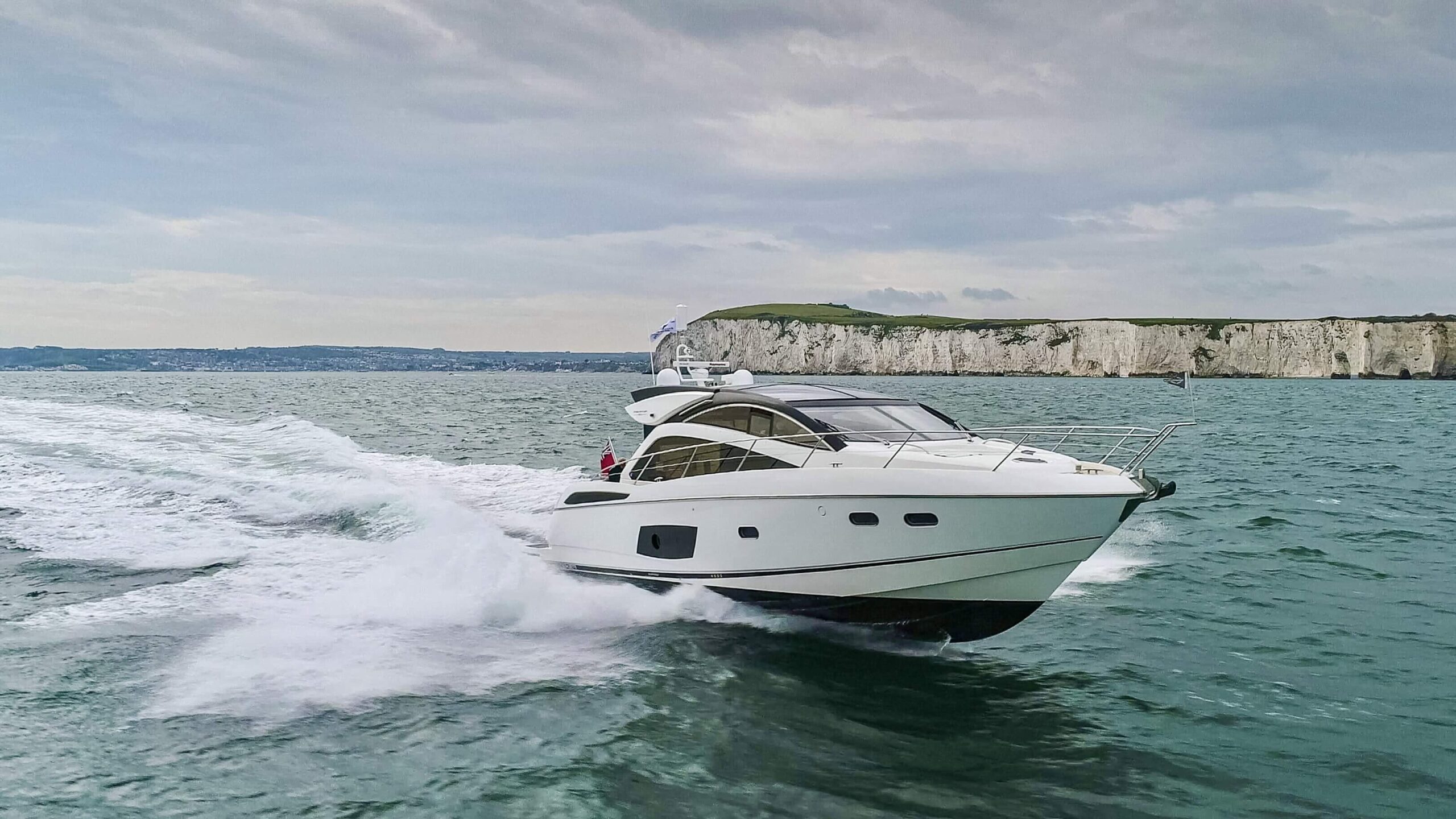 Predator 60 - Yacht Charter Hamble-le-Rice & Boat hire in United Kingdom England The Solent Southampton Hamble-Le-Rice Hamble Point Marina 3